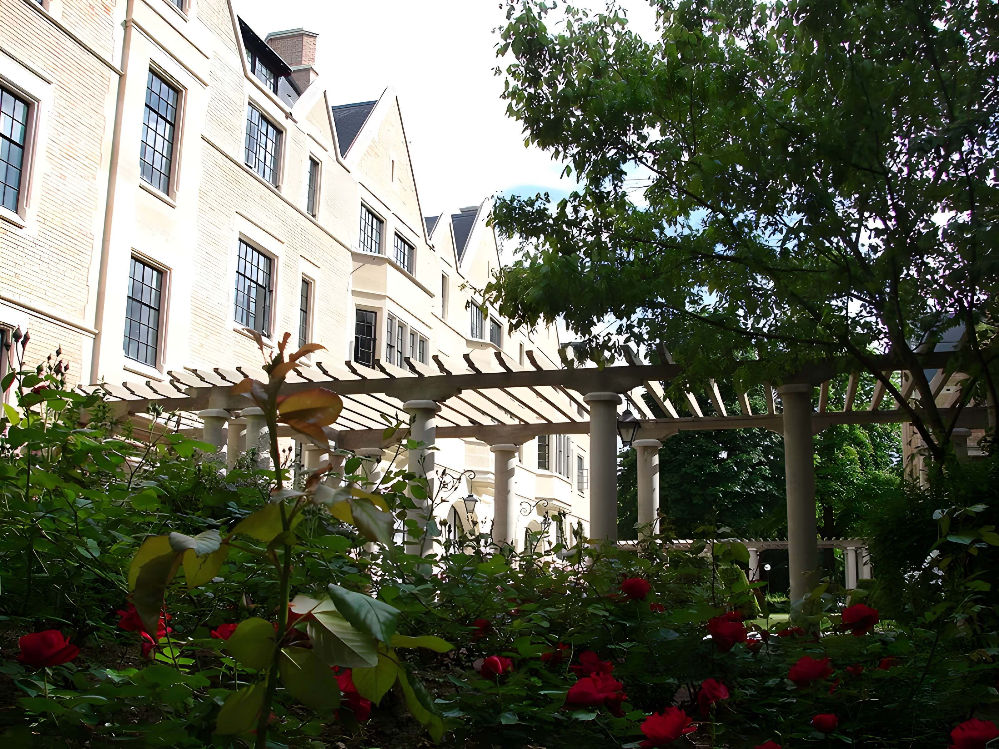 Cité Internationale Universitaire de Paris : Fondation Deutsch de la Meurthe