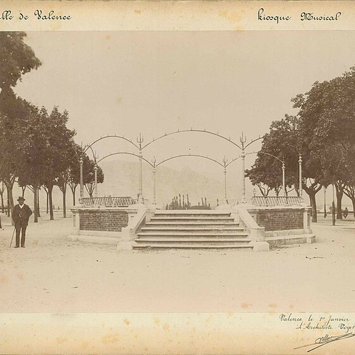 Photo de Kiosque Peynet de Valence
