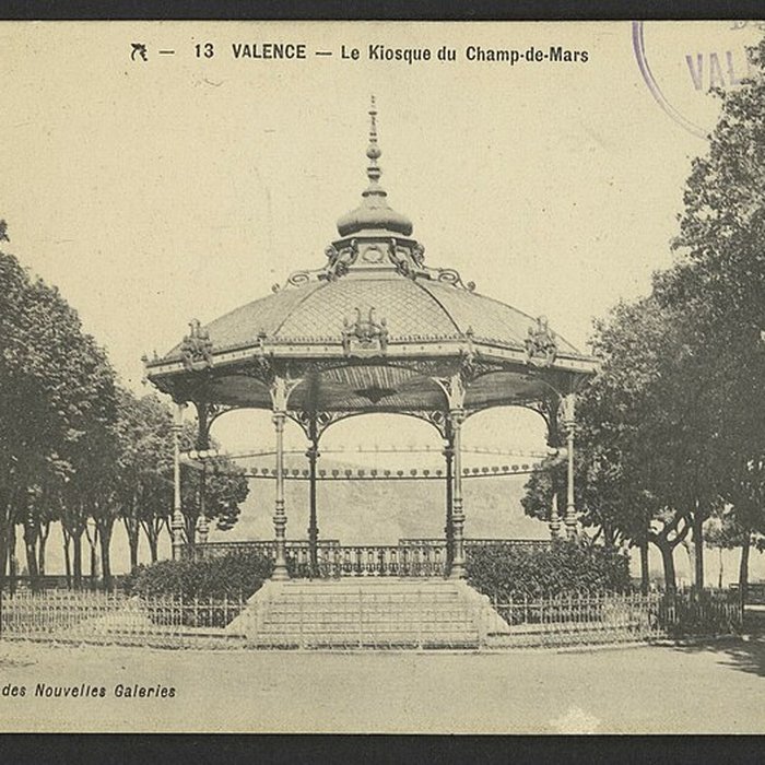 Photo de Kiosque Peynet de Valence