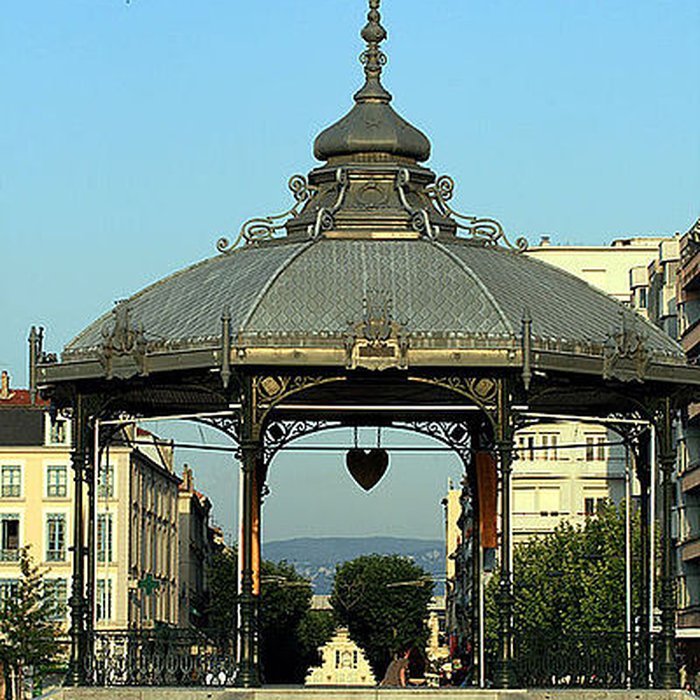 Photo de Kiosque Peynet de Valence