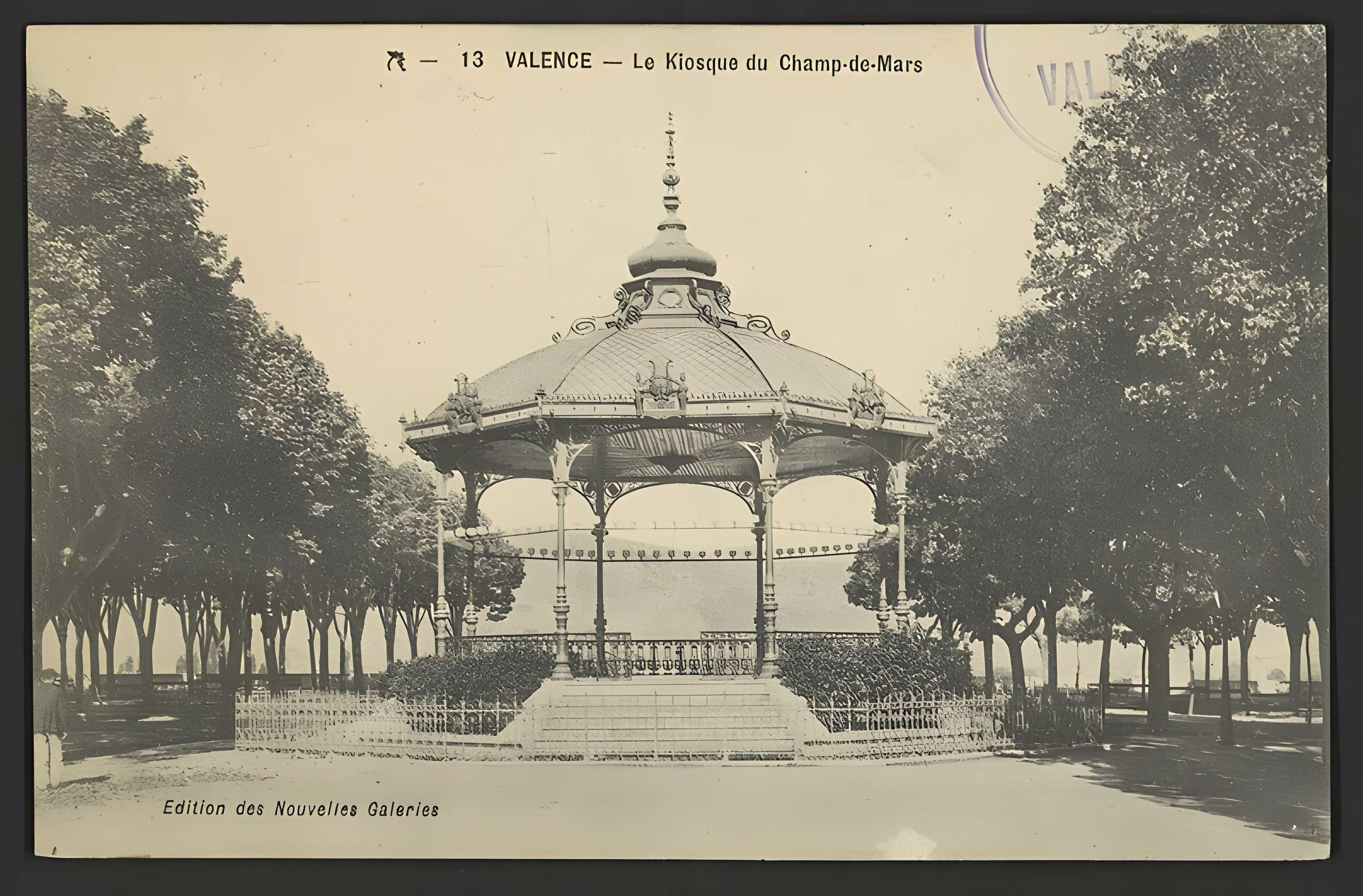 Kiosque Peynet de Valence