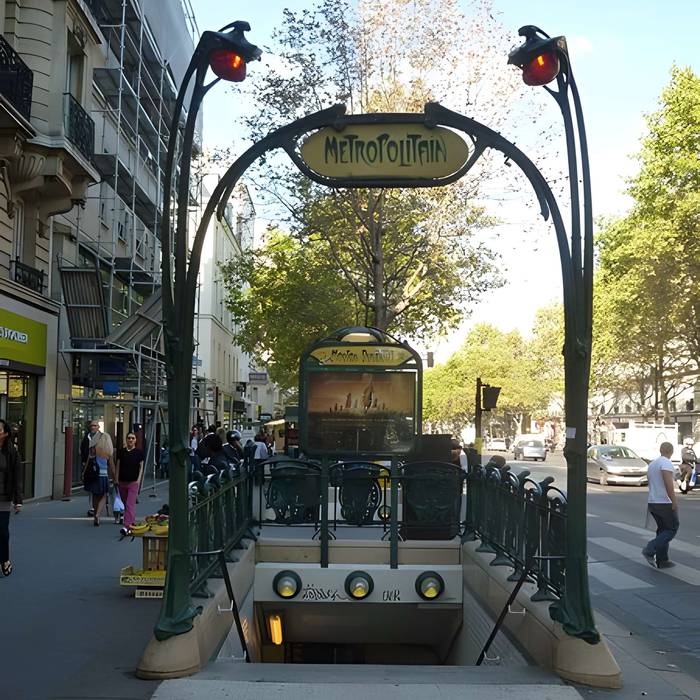 Photo de Métropolitain, station Mouton-Duvernet