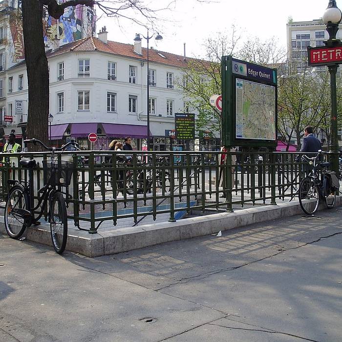 Photo de Métropolitain, station Mouton-Duvernet