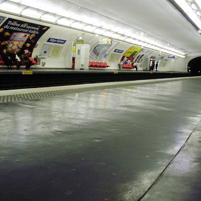 Photo de Métropolitain, station Mouton-Duvernet