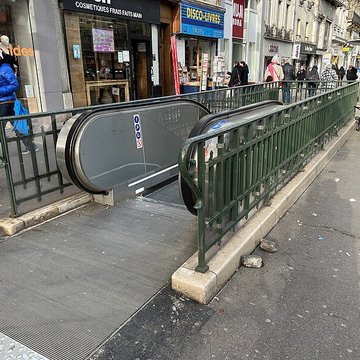 Métropolitain, station Mouton-Duvernet