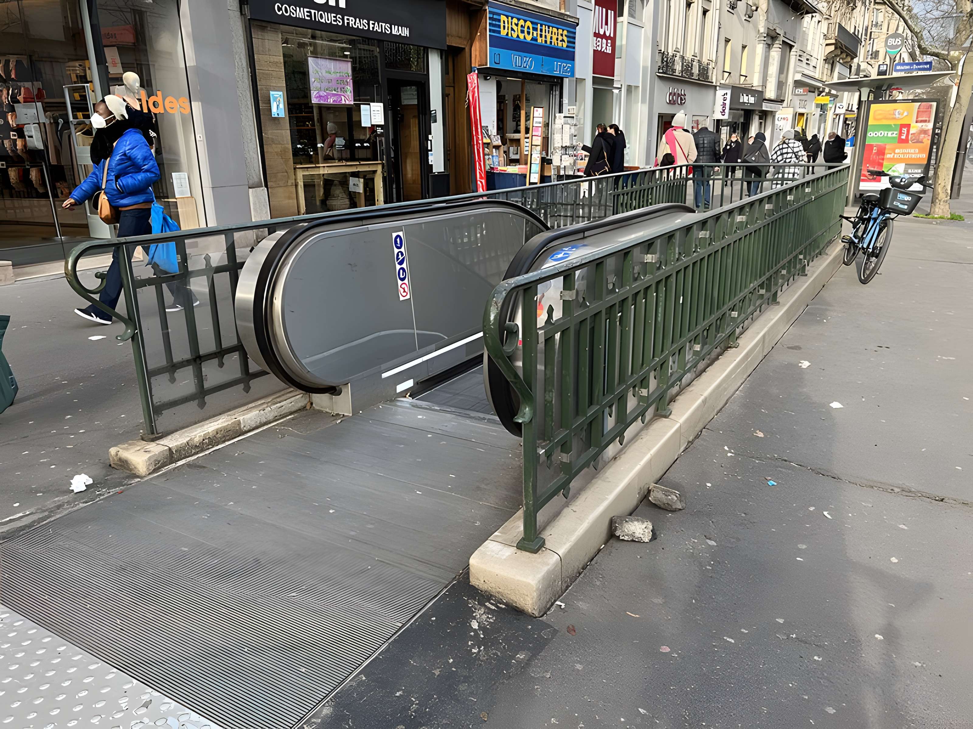 Métropolitain, station Mouton-Duvernet