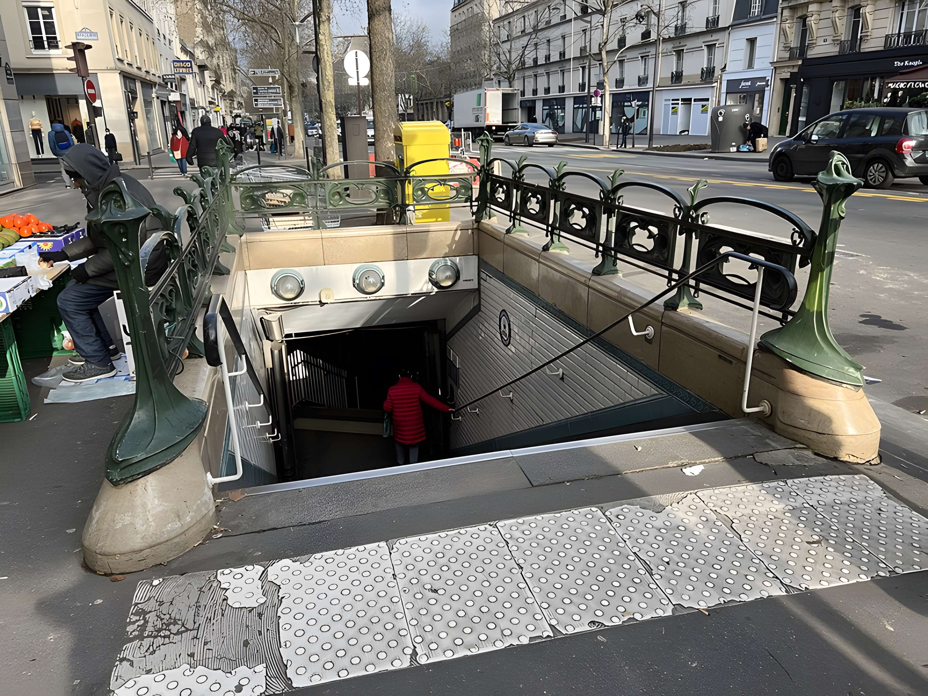 Métropolitain, station Mouton-Duvernet