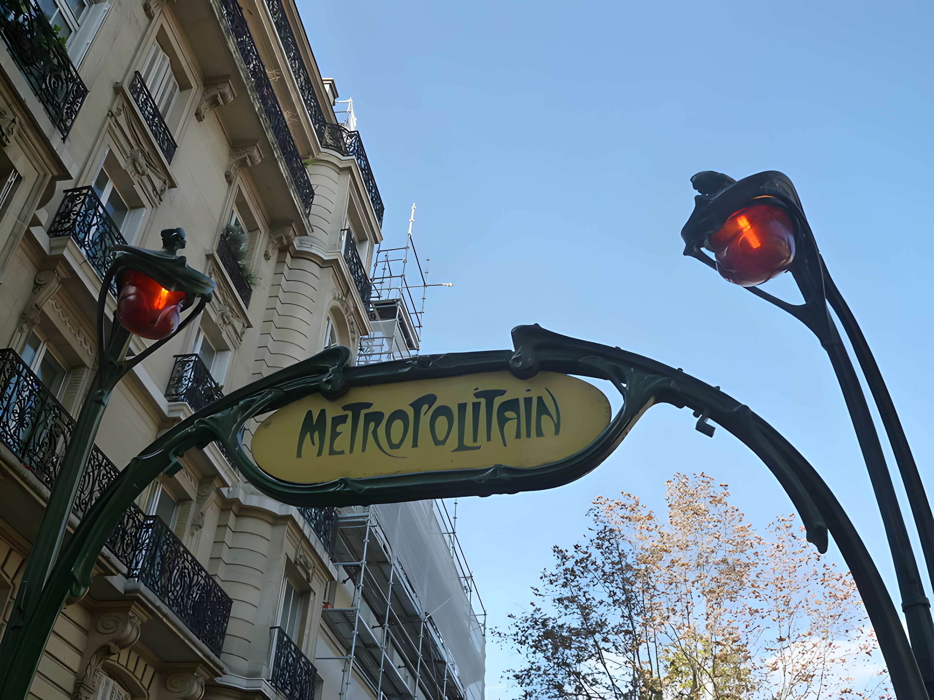 Métropolitain, station Mouton-Duvernet