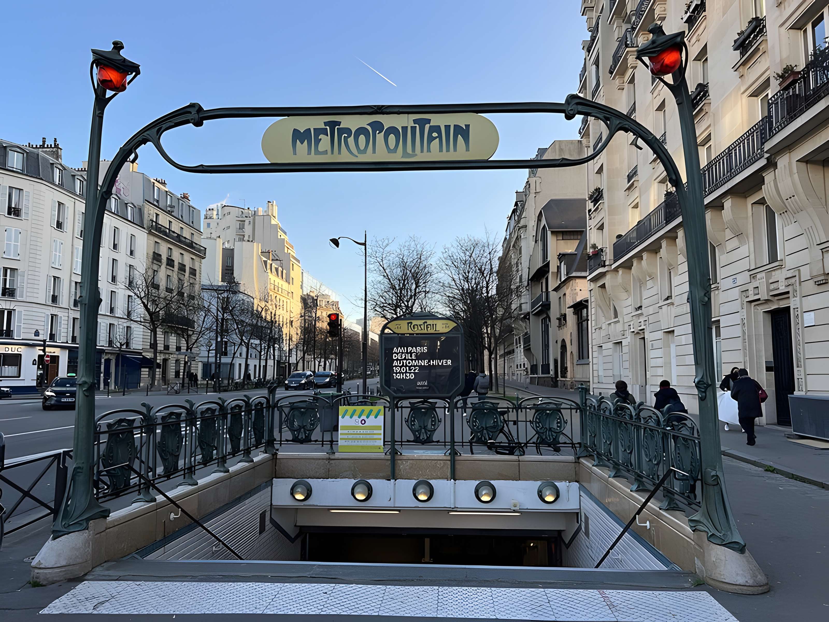 Métropolitain, station Mouton-Duvernet
