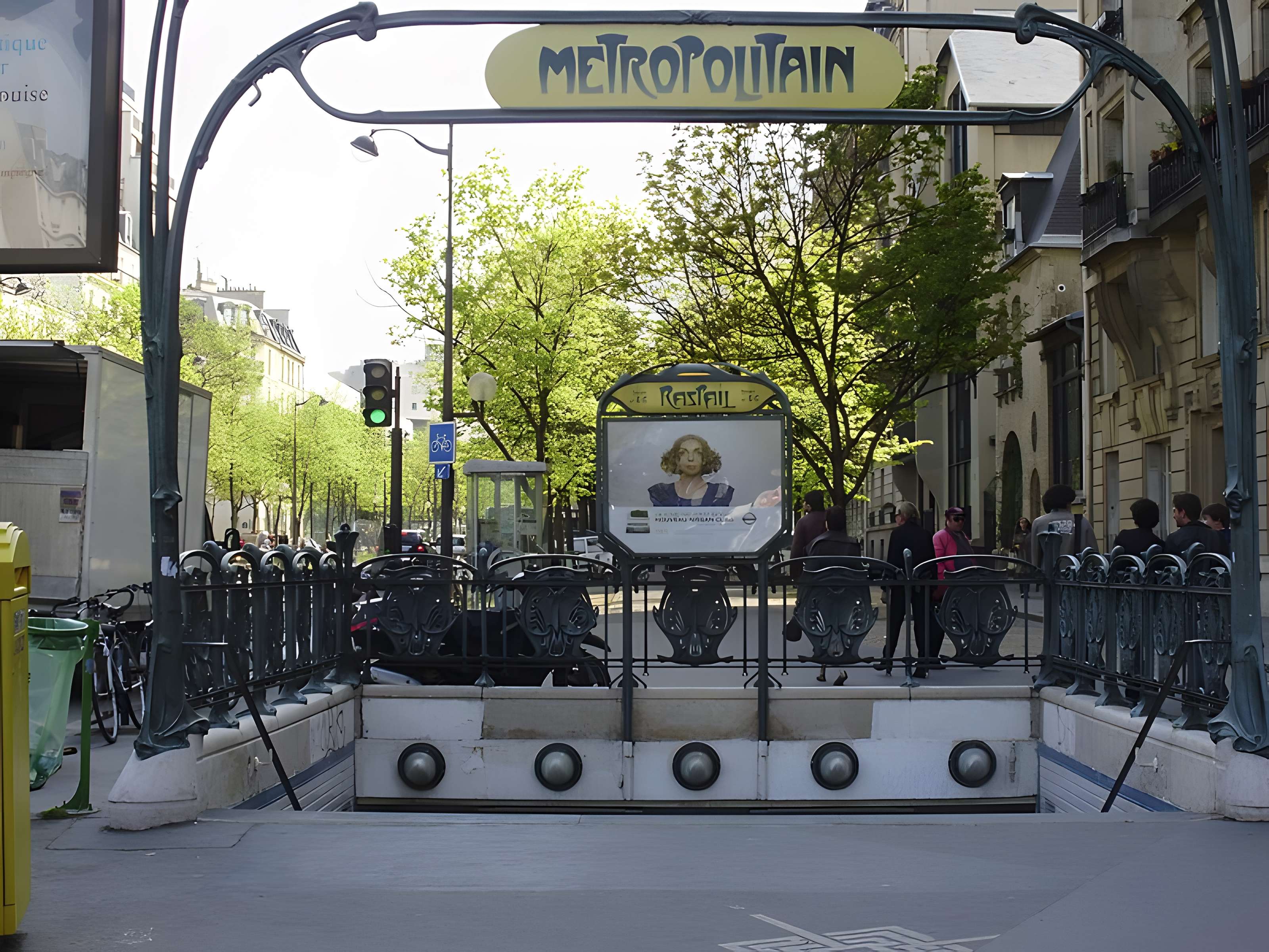 Métropolitain, station Mouton-Duvernet