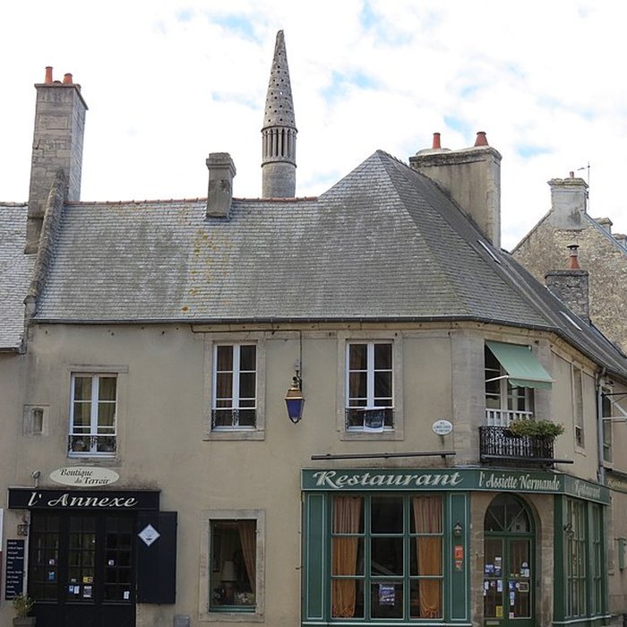 Photo de Lanterne des morts de Bayeux