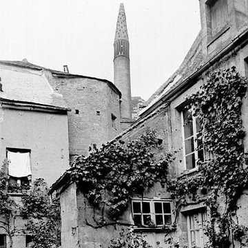 Lanterne des morts de Bayeux