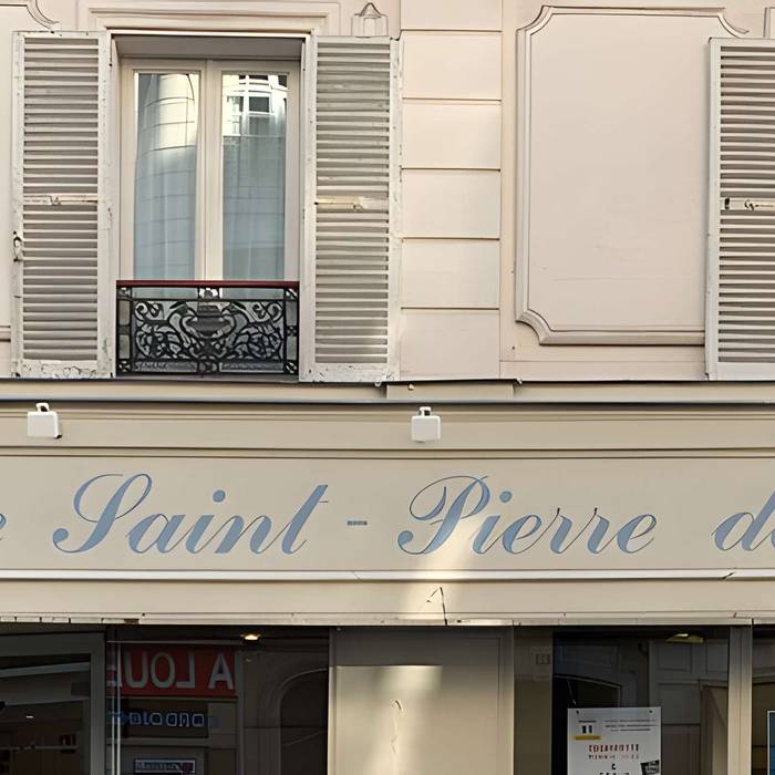 Photo de Chiesa di San Pietro di Chaillot