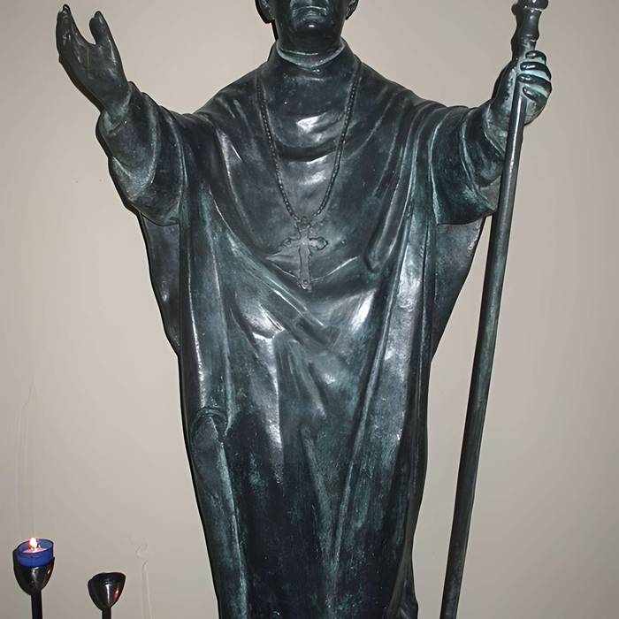 Photo de Chiesa di San Pietro di Chaillot