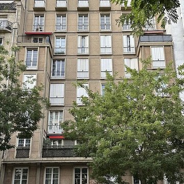 Immeuble situé 16 avenue de Versailles