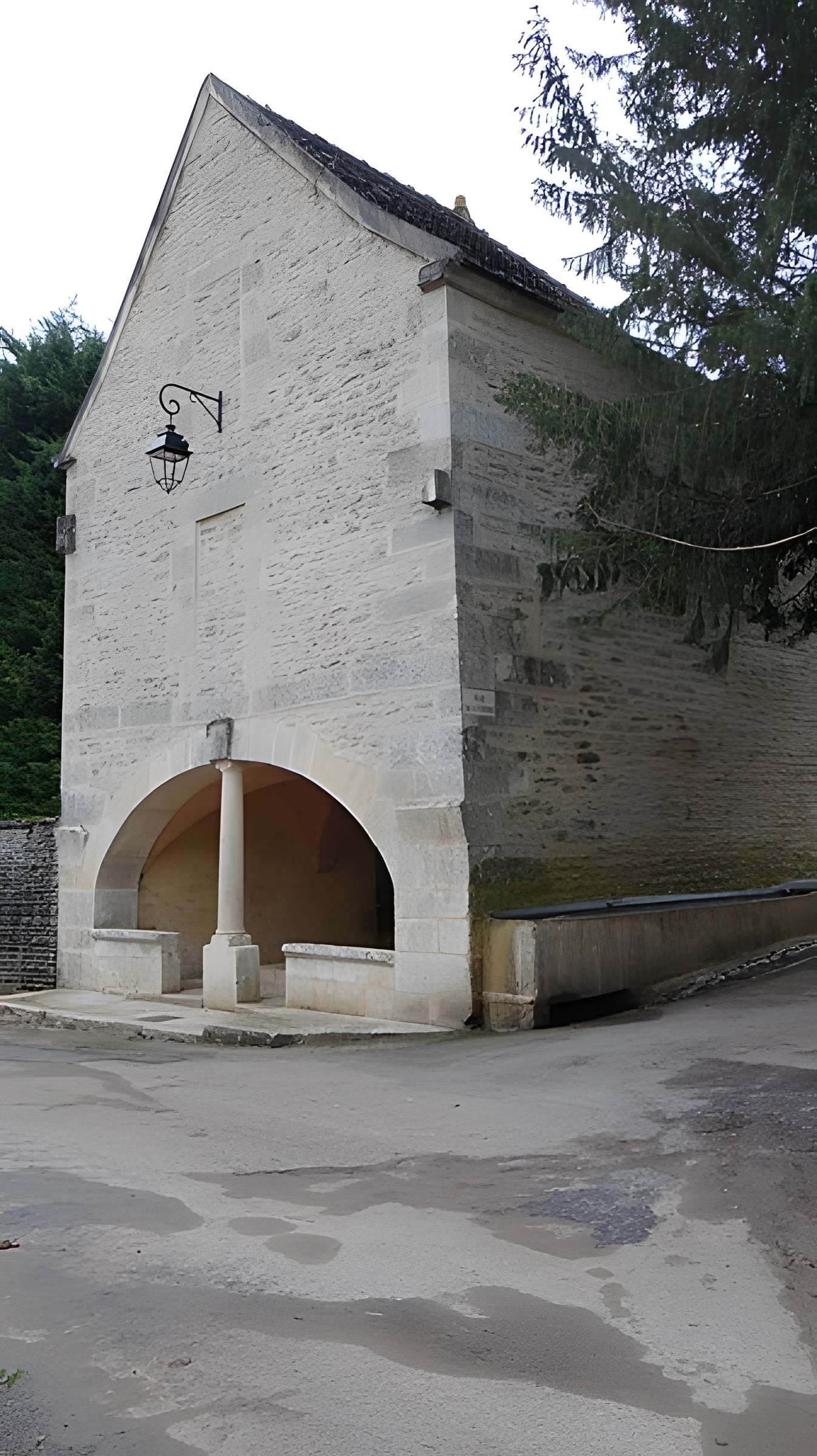 Lavoir de Bierry-les-Belles-Fontaines