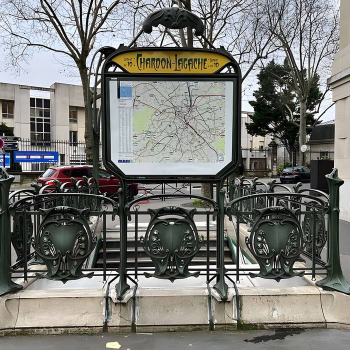 Photo de Metropolitan, stazione di Boissière