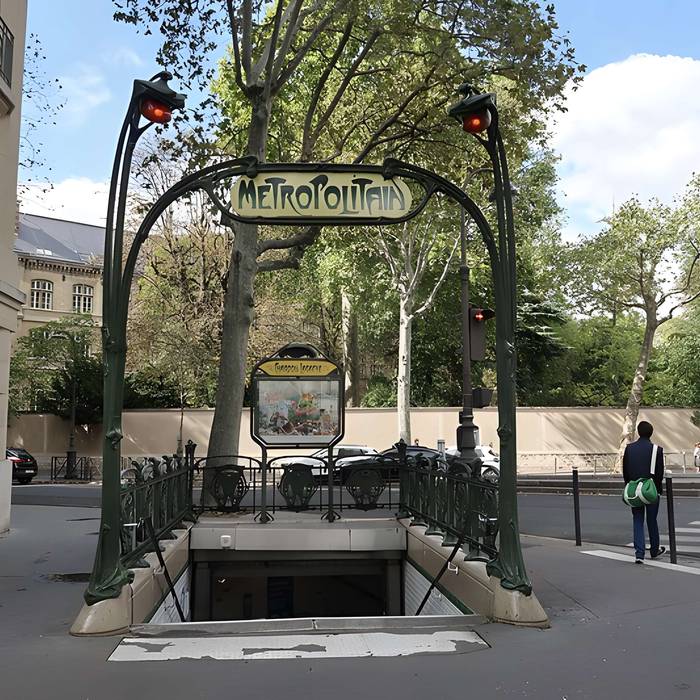 Photo de Metropolitan, stazione di Boissière