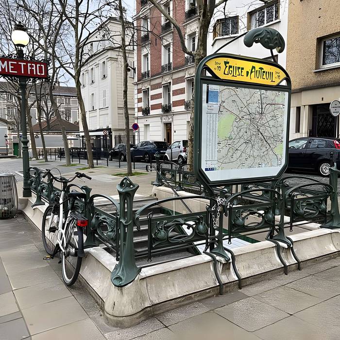 Photo de Metropolitan, stazione di Boissière