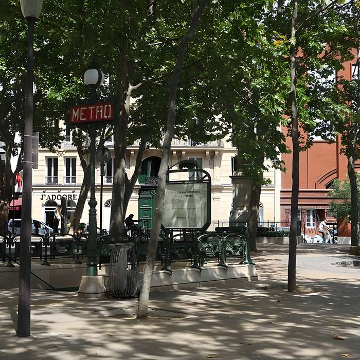 Photo de Metropolitan, stazione di Boissière