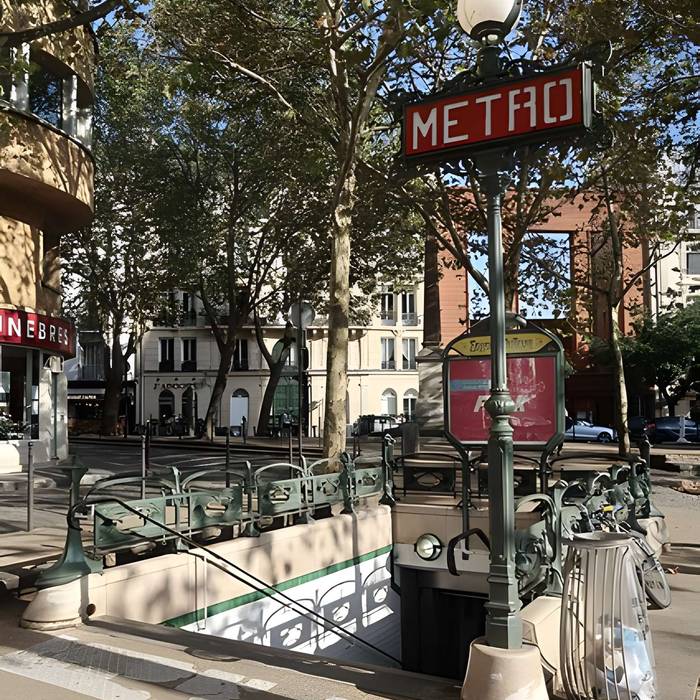Photo de Metropolitan, stazione di Boissière
