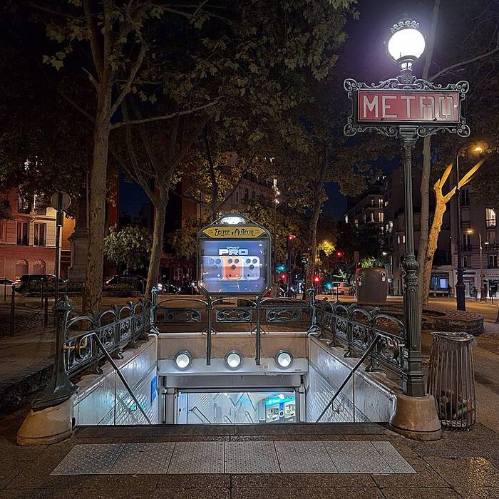 Photo de Metropolitan, stazione di Boissière