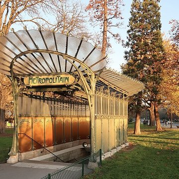 Métropolitain, station Boissière