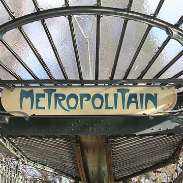Métropolitain, station Boissière