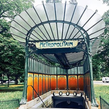 Métropolitain, station Boissière