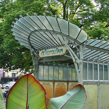 Métropolitain, station Boissière