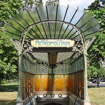 Métropolitain, station Boissière