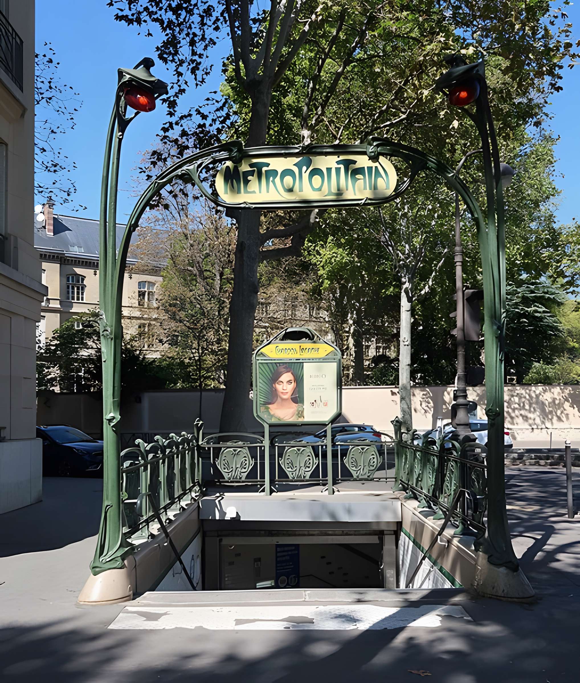 Métropolitain, station Boissière