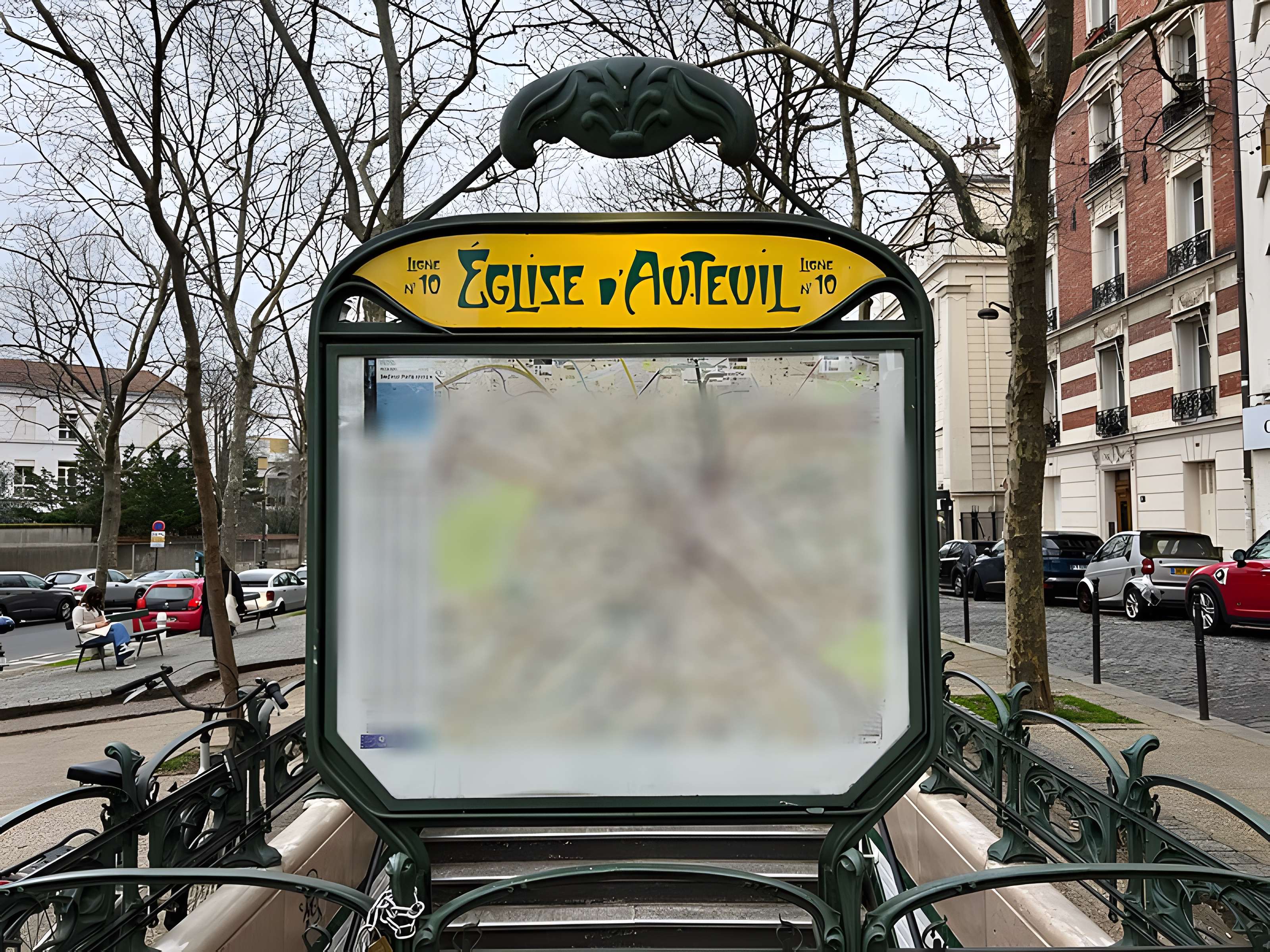 Métropolitain, station Boissière