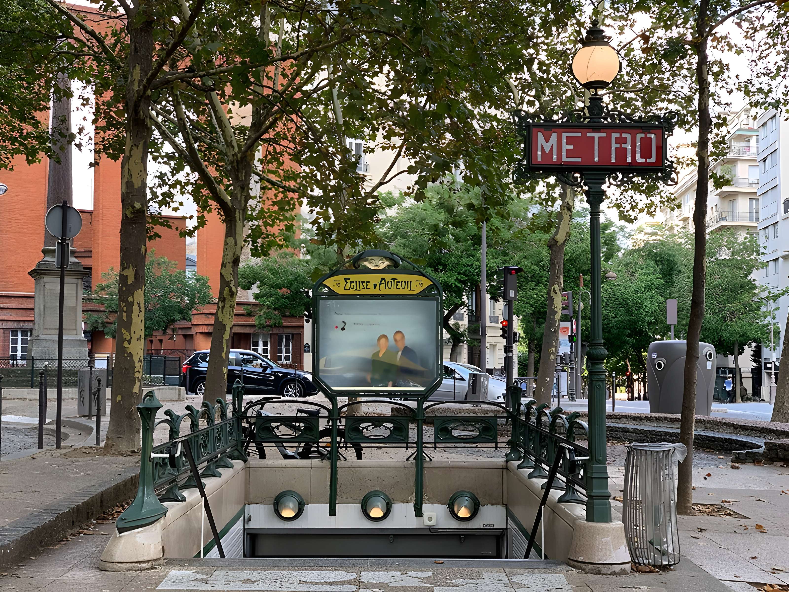 Métropolitain, station Boissière