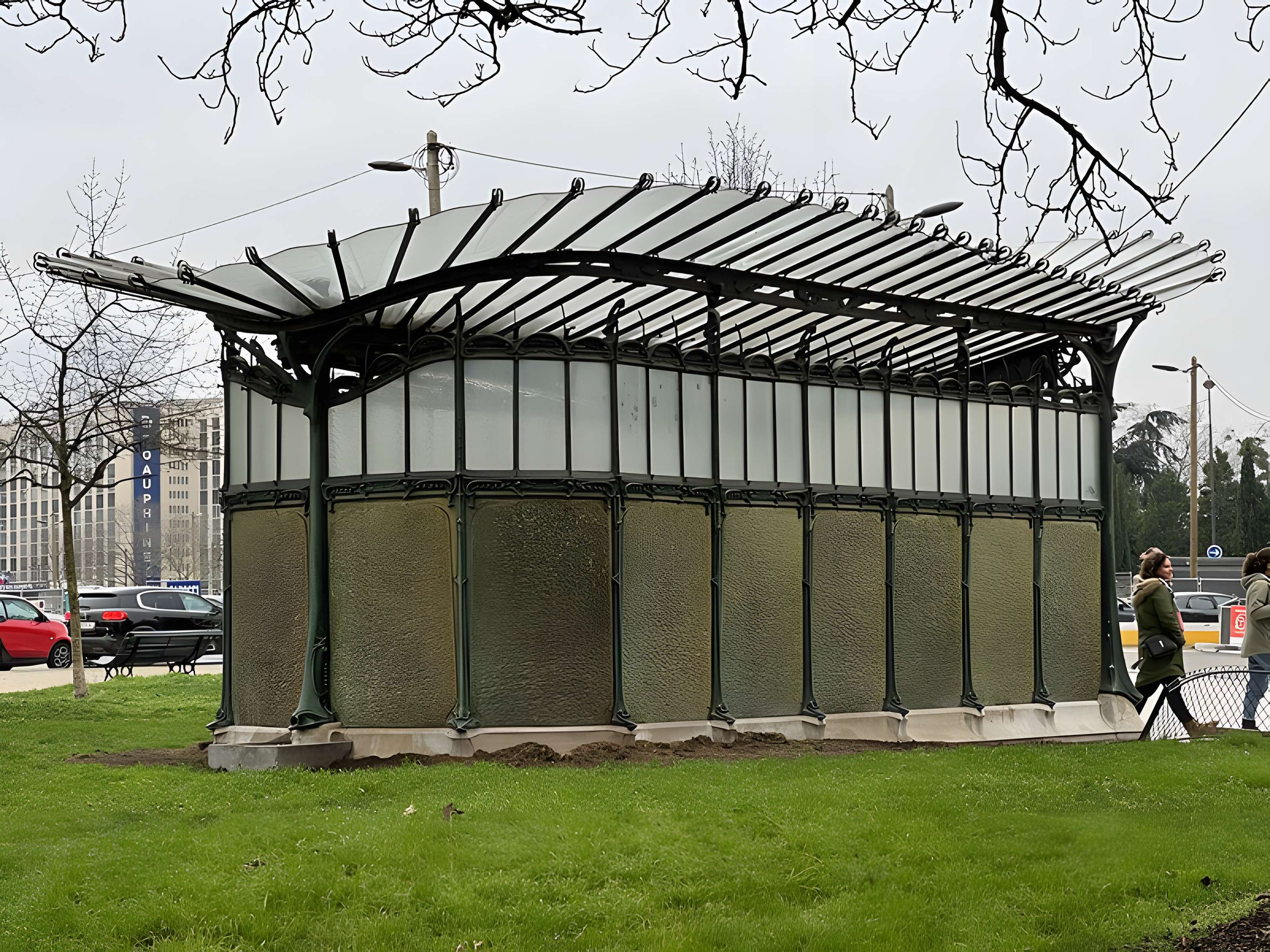 Métropolitain, station Boissière