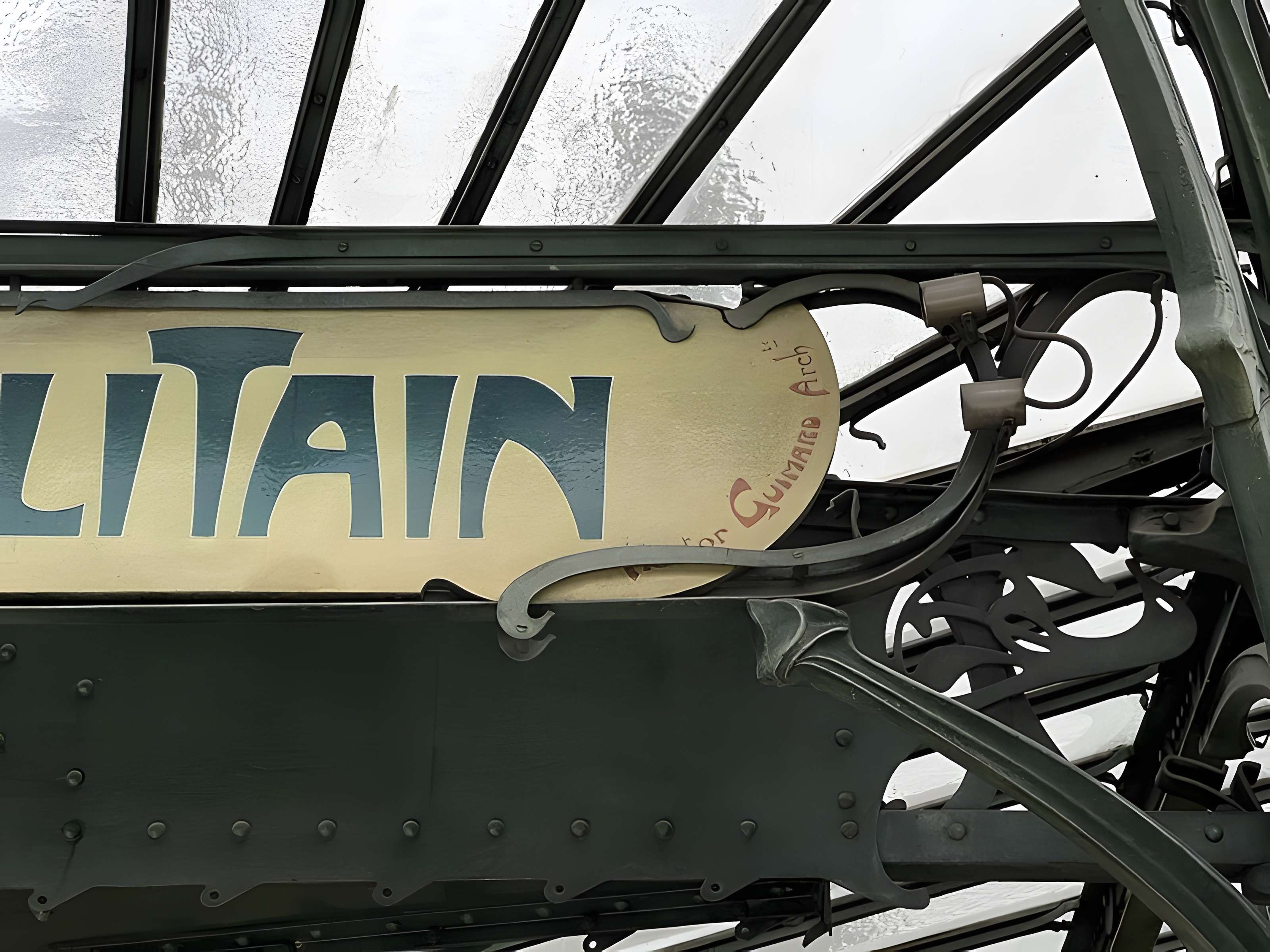 Métropolitain, station Boissière