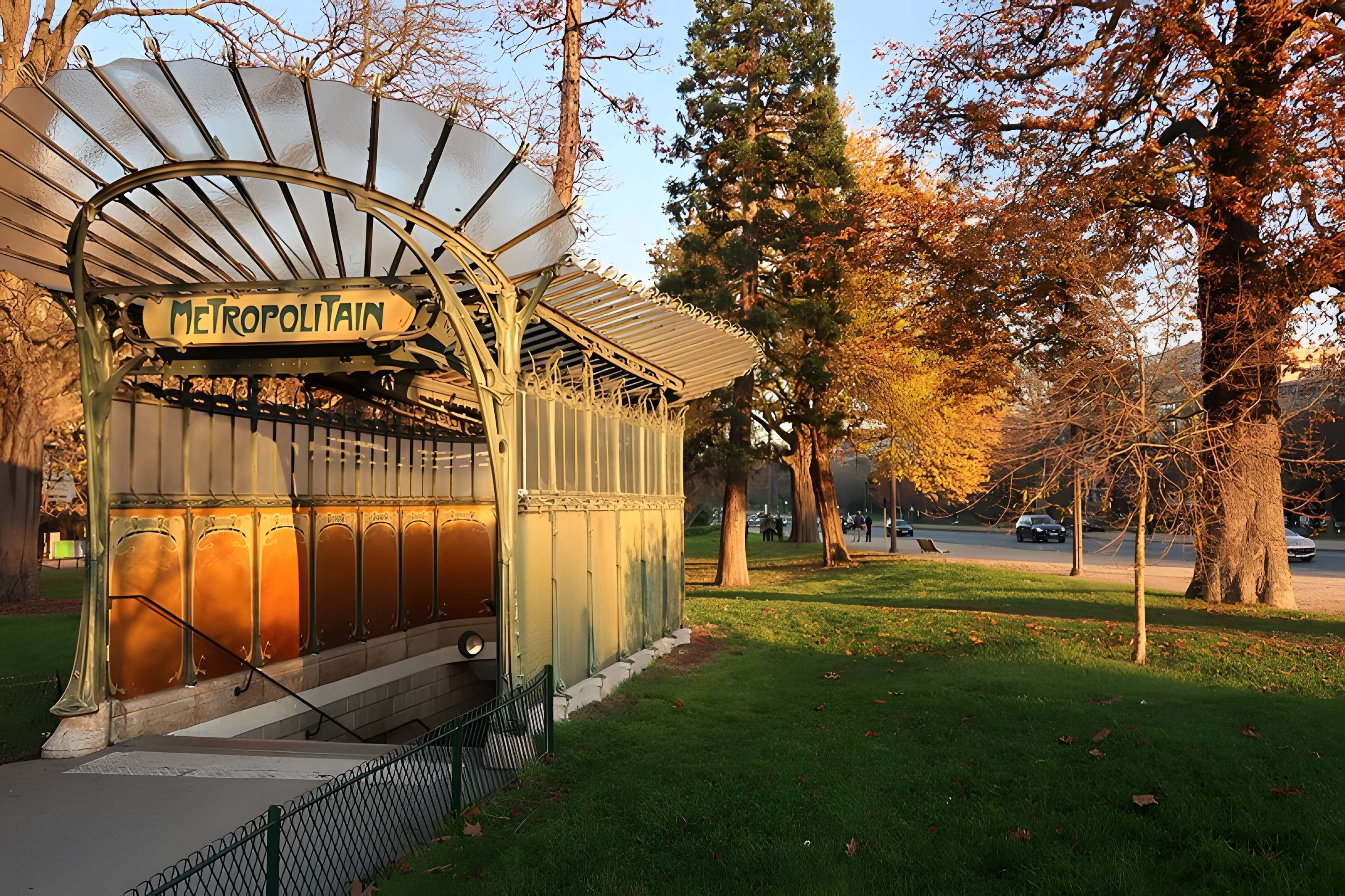 Métropolitain, station Boissière