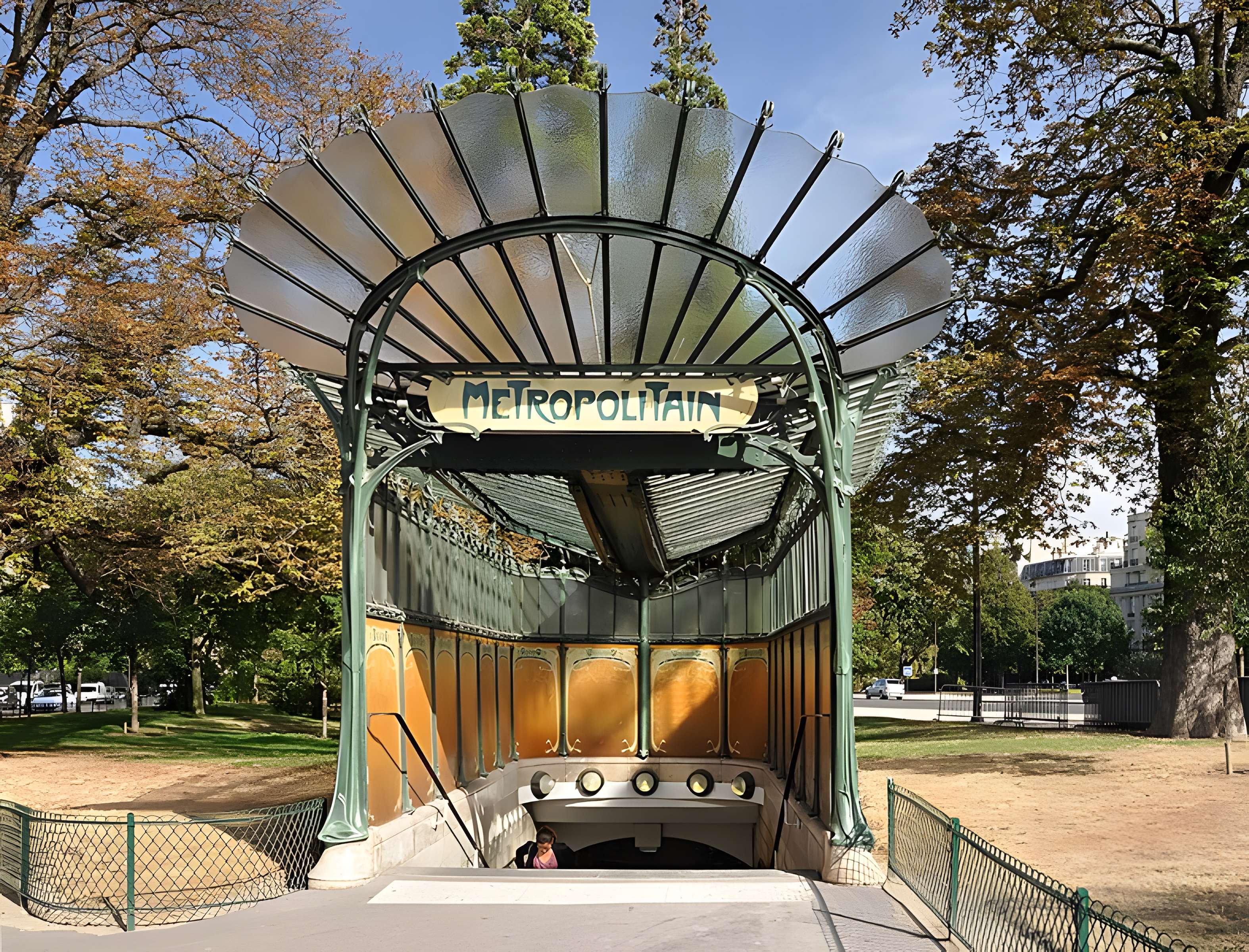 Métropolitain, station Boissière
