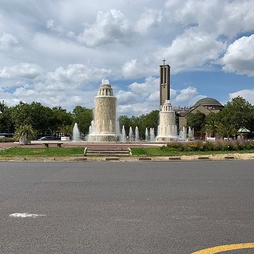 Place de la porte de Saint-Cloud