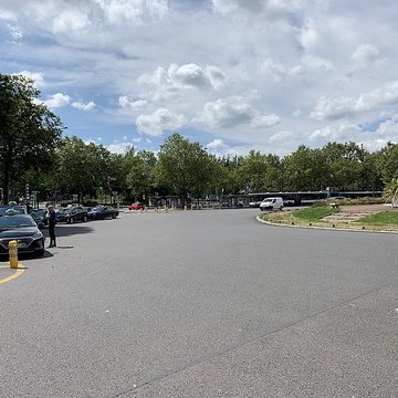 Place de la porte de Saint-Cloud