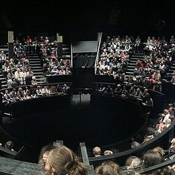 Ateliers de décors de lOpéra bâtiment central et pavillon dentrée