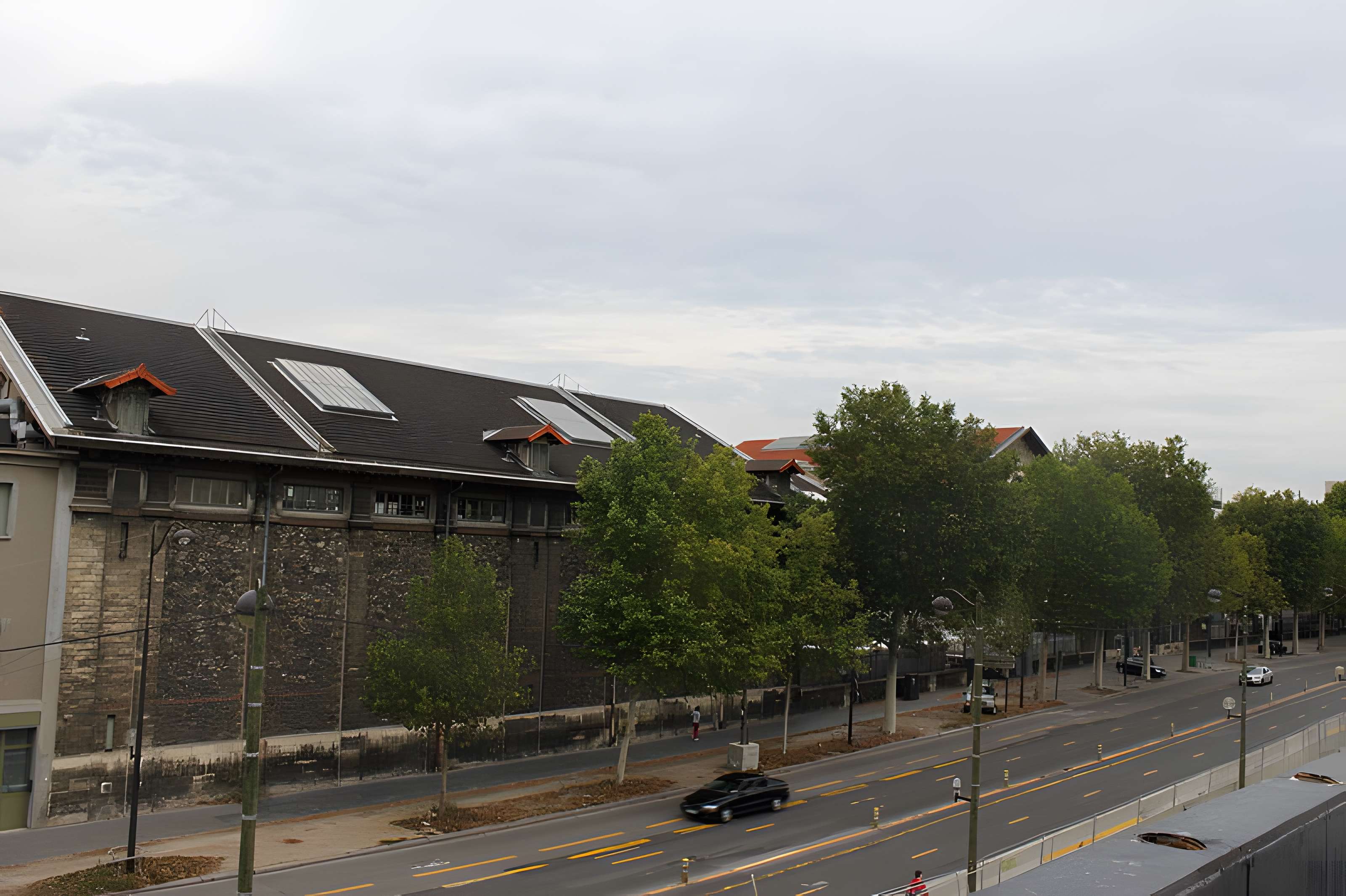 Ateliers de décors de l'Opéra (bâtiment central et pavillon d'entrée)