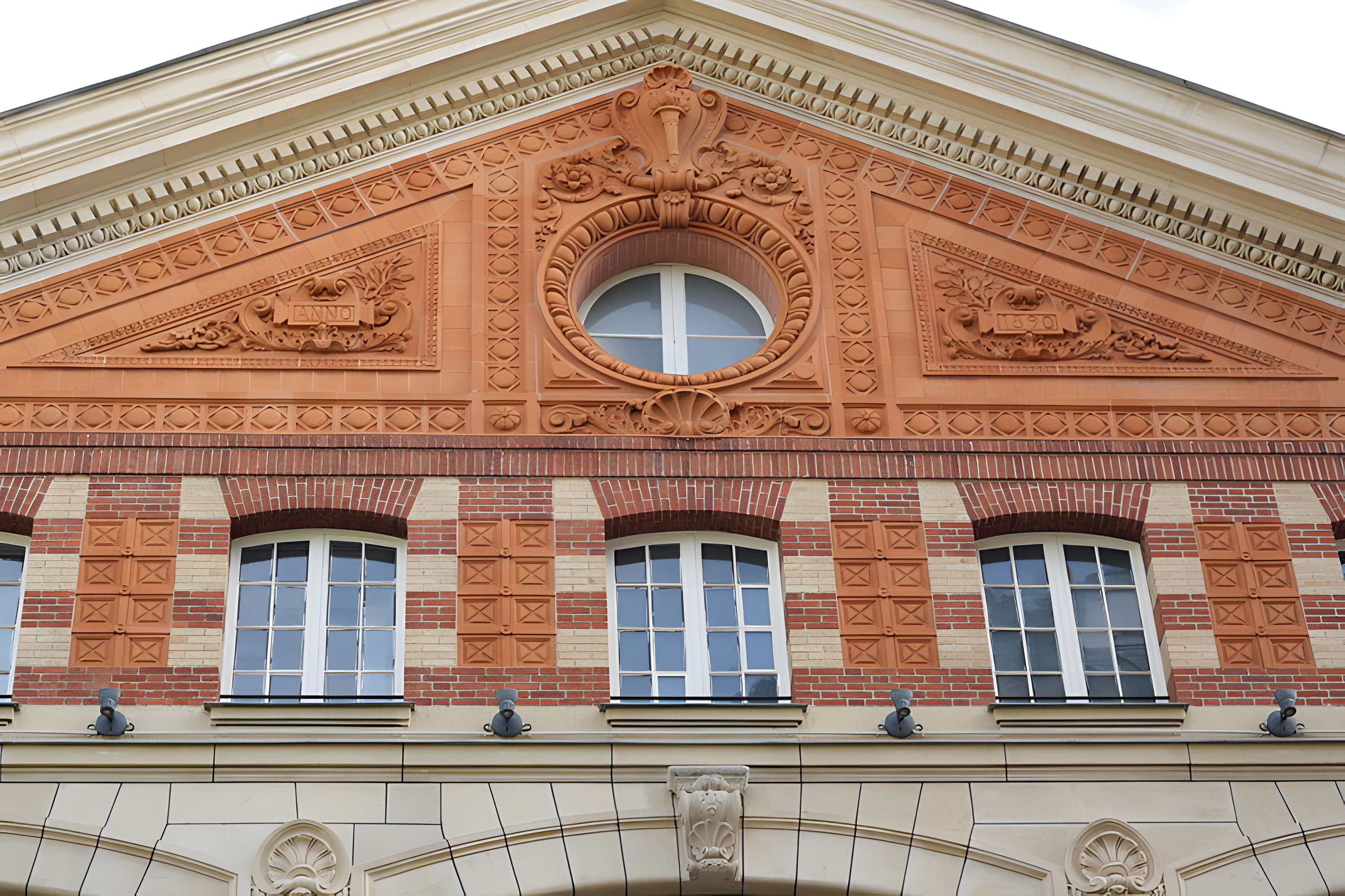 Immeuble (usine électrique)