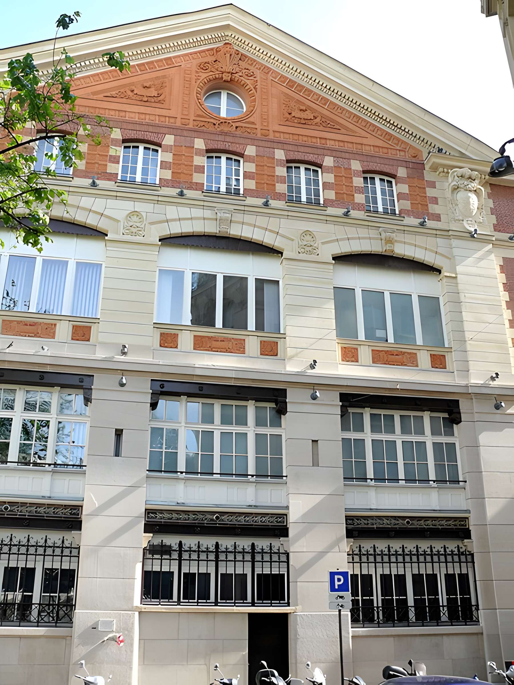 Immeuble (usine électrique)