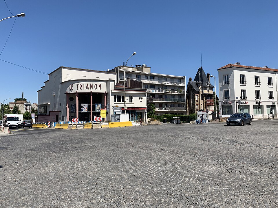 Ancien théâtre Victor Hugo, cinéma Trianon