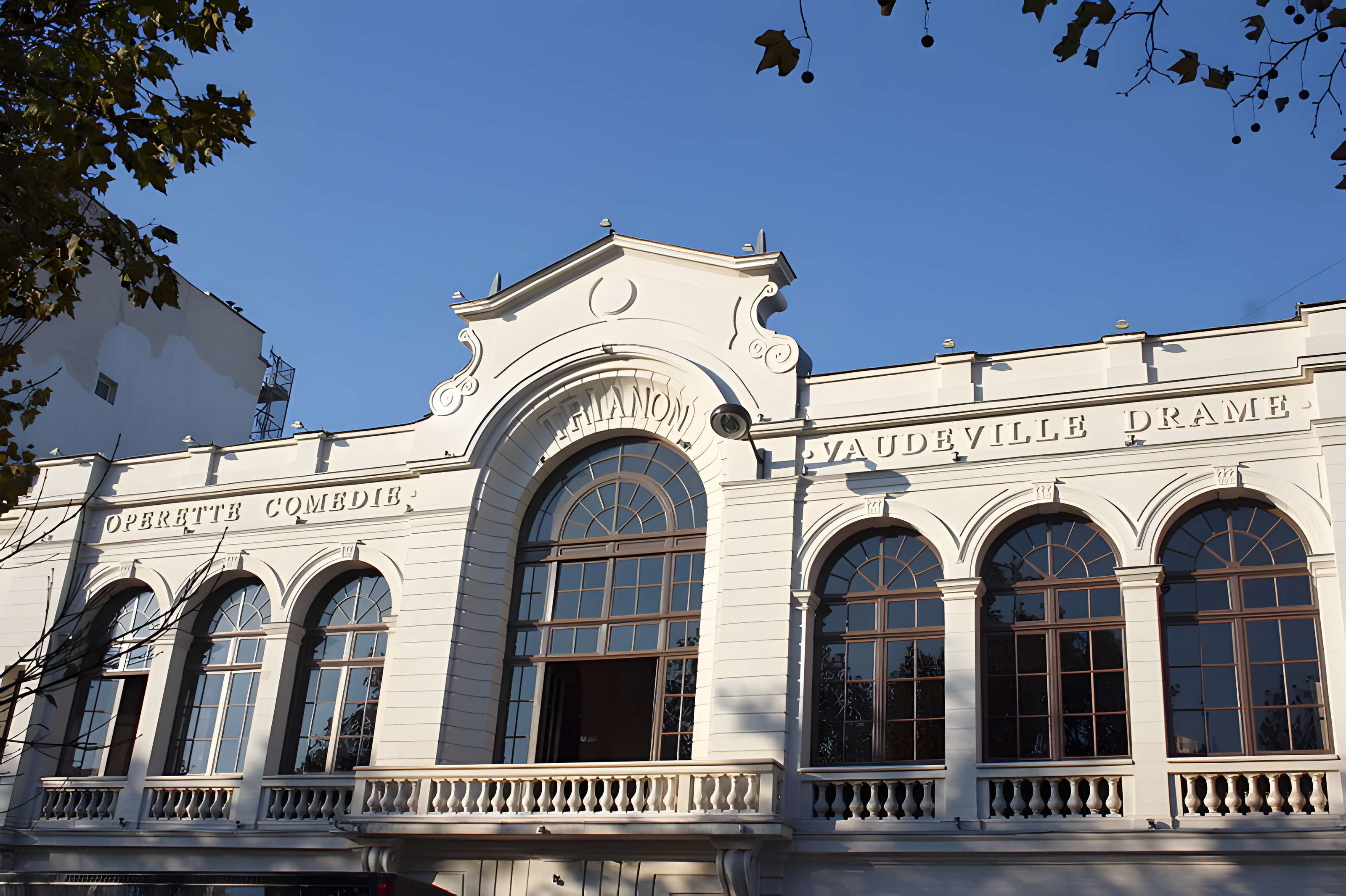 Ancien théâtre Victor Hugo, cinéma Trianon