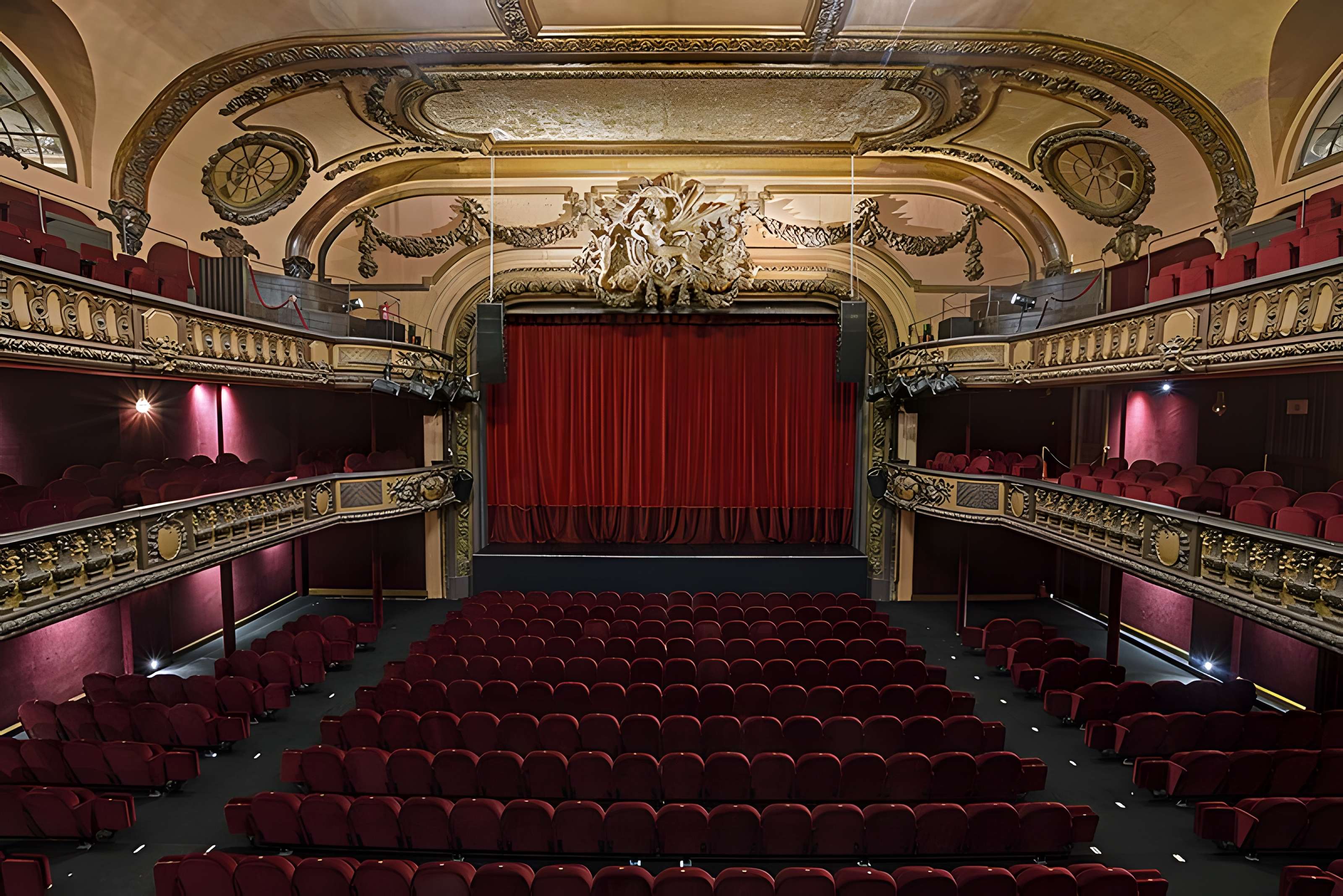 Ancien théâtre Victor Hugo, cinéma Trianon
