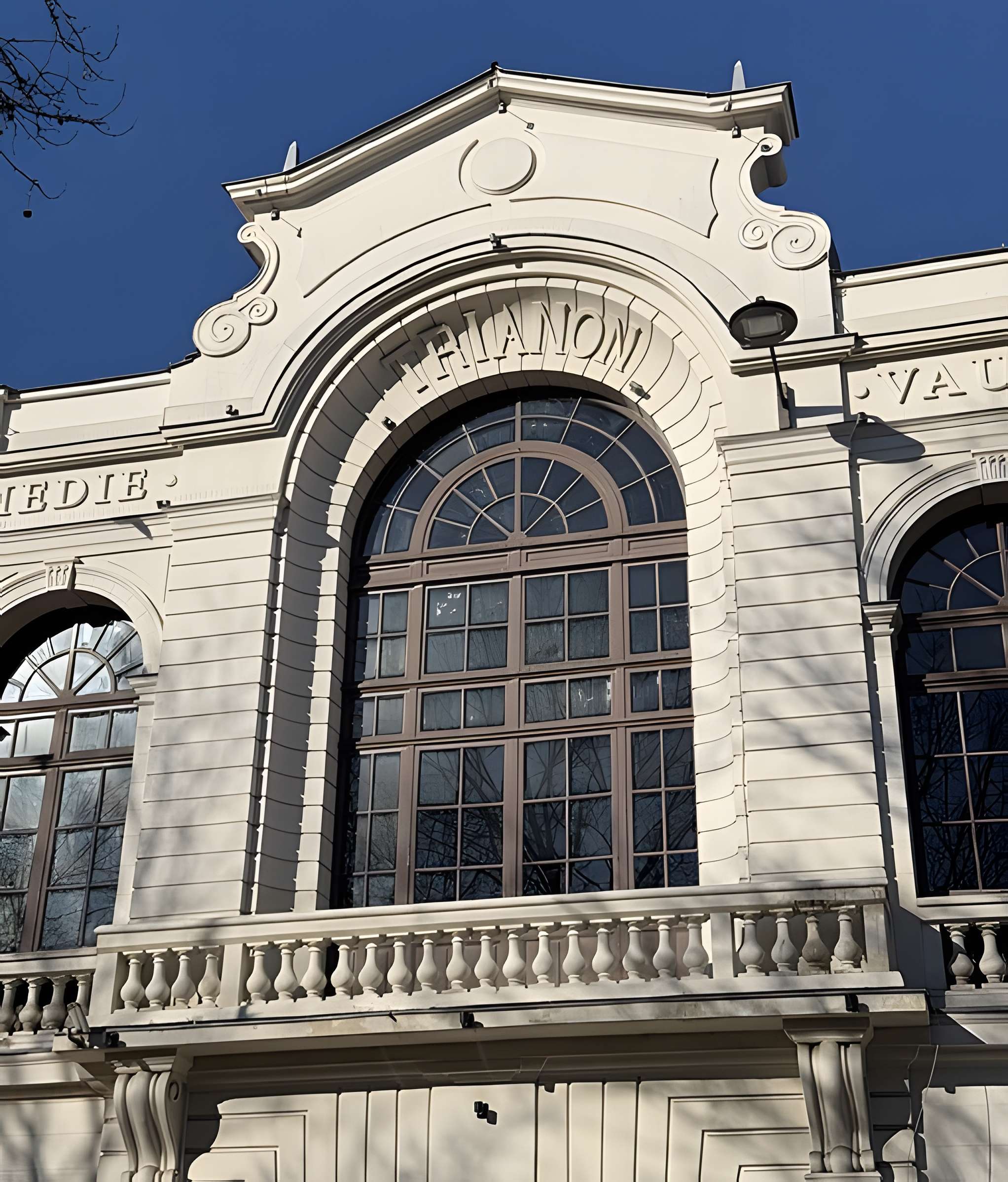 Ancien théâtre Victor Hugo, cinéma Trianon