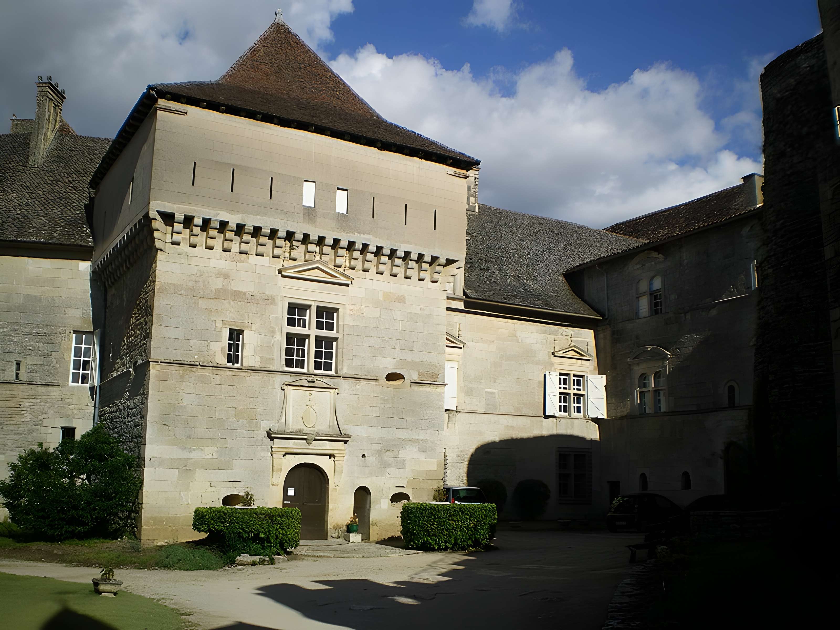 Château de Cénevières