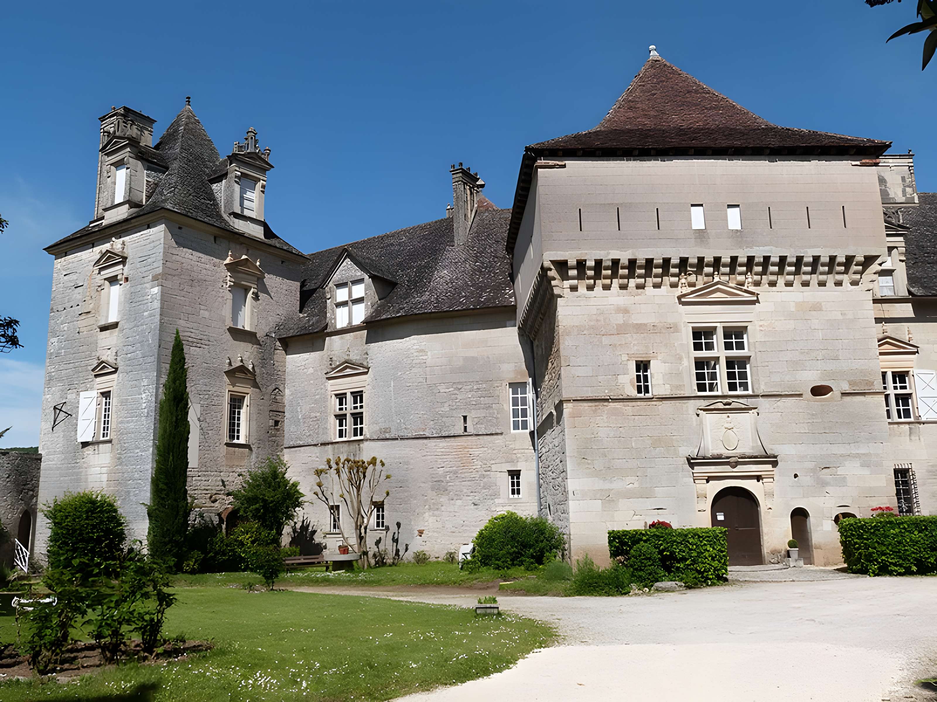Château de Cénevières